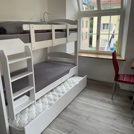 Haus Zur Eiche Private 1 Zimmerstudios Cuera