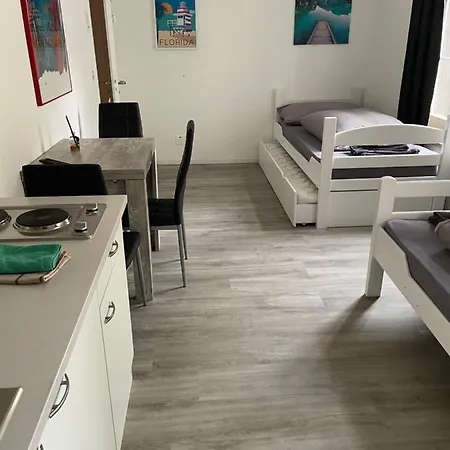 Lägenhet Haus Zur Eiche Private 1 Zimmerstudios Chur
