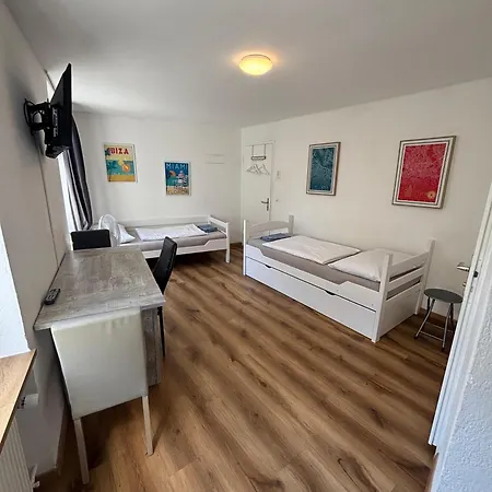 Haus Zur Eiche Private 1 Zimmerstudios 아파트