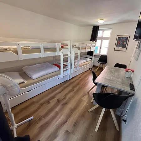 Haus Zur Eiche Private 1 Zimmerstudios 쿠어