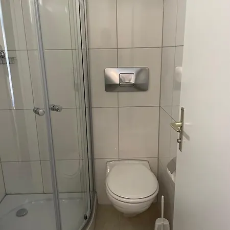 Διαμέρισμα Haus Zur Eiche Private 1 Zimmerstudios Τσουρ
