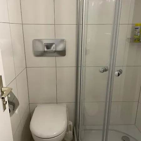 Haus Zur Eiche Private 1 Zimmerstudios Διαμέρισμα Τσουρ